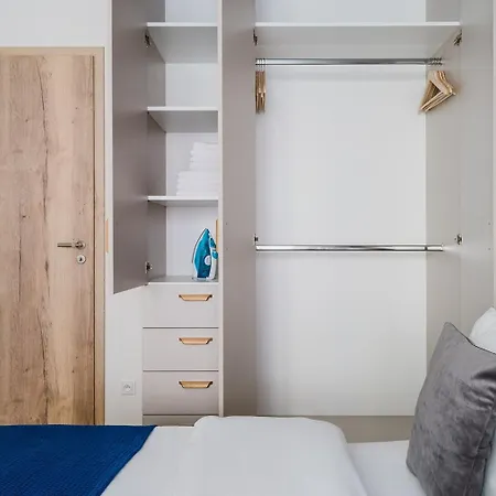 Διαμέρισμα Blueground 7 Furnished Close To Offices Prg-29 *