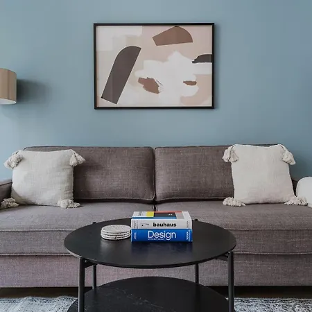Διαμέρισμα Blueground 7 Furnished Close To Offices Prg-29